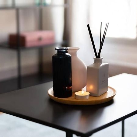 Le Lumineux 50 M² Gare/Chateau/Wifi/Netflix Versailles Eksteriør bilde