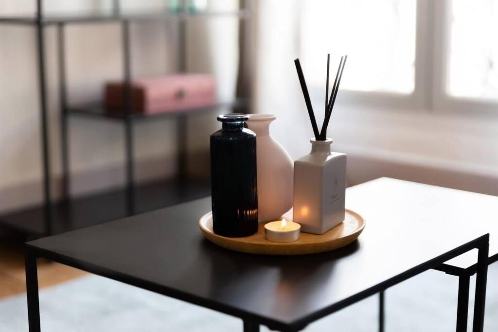 Le Lumineux 50 M² Gare/Chateau/Wifi/Netflix Versailles Eksteriør bilde