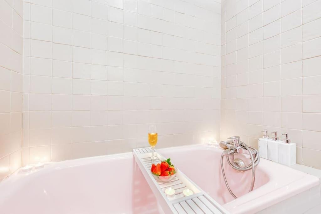 Le Lumineux 50 M² Gare/Chateau/Wifi/Netflix Versailles Eksteriør bilde