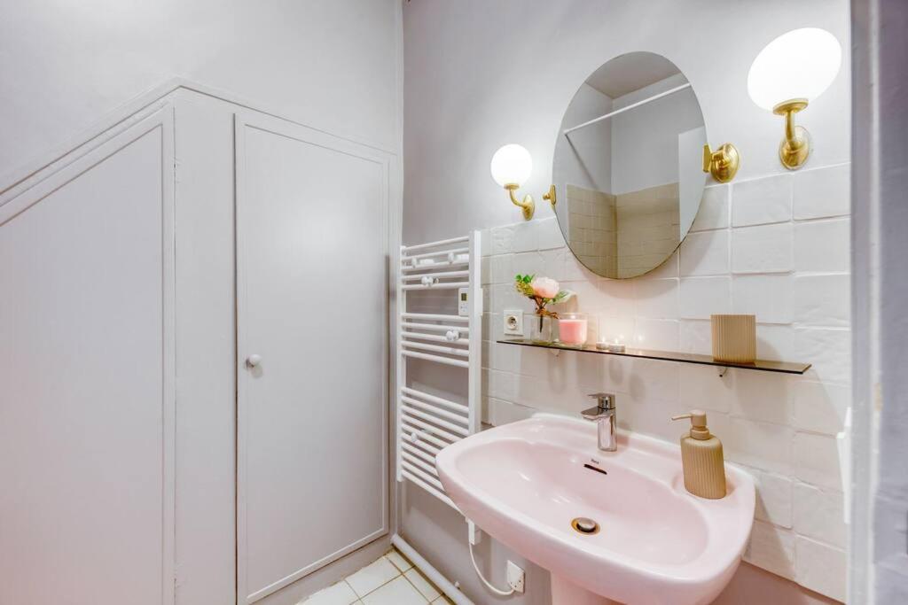Le Lumineux 50 M² Gare/Chateau/Wifi/Netflix Versailles Eksteriør bilde